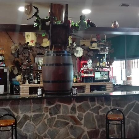 Hostal La Aldaba Hotel Montearagon Ngoại thất bức ảnh