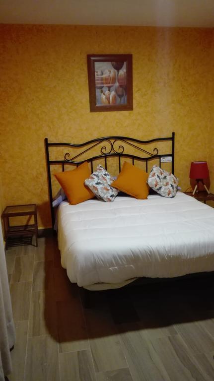 Hostal La Aldaba Hotel Montearagon Ngoại thất bức ảnh
