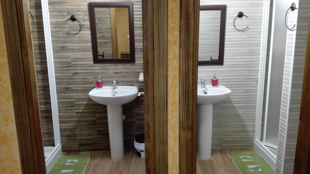 Hostal La Aldaba Hotel Montearagon Ngoại thất bức ảnh