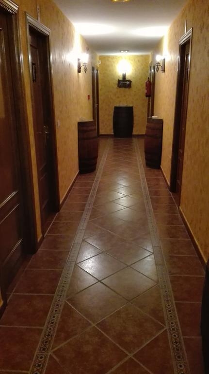 Hostal La Aldaba Hotel Montearagon Ngoại thất bức ảnh
