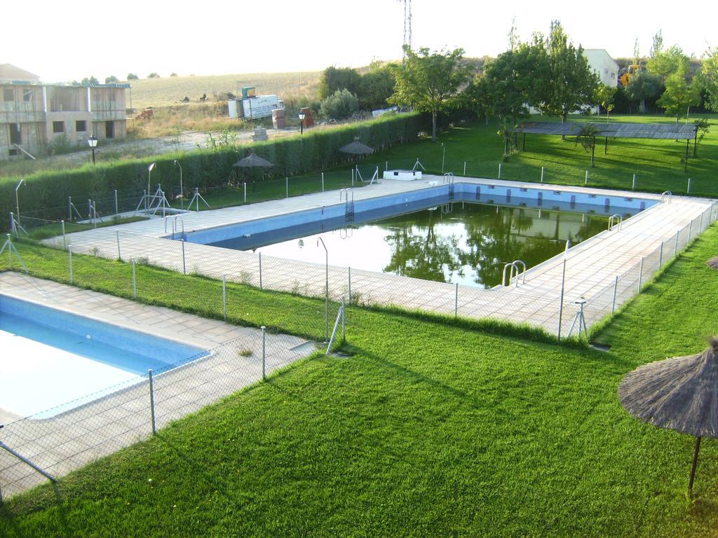 Hostal La Aldaba Hotel Montearagon Ngoại thất bức ảnh